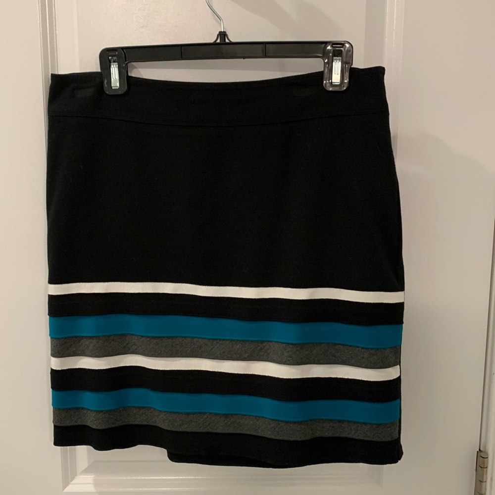Beautiful striped White House Black Market skirt